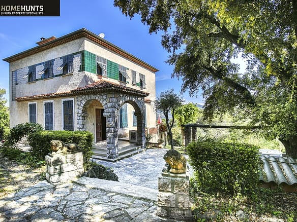 5 Bedroom Villa/House in Nice 32