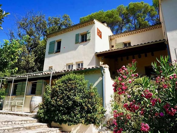 6 Bedroom Villa/House in Lorgues 8