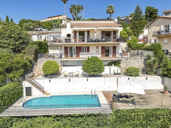 4 Bedroom Villa/House in Mandelieu La Napoule 26