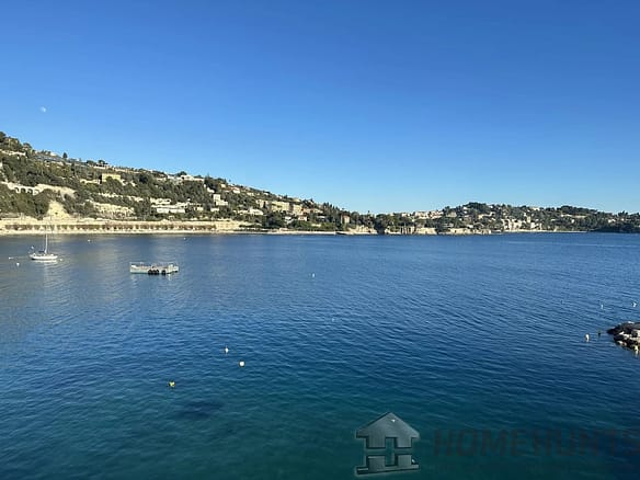 1 Bedroom Apartment in Villefranche Sur Mer 4