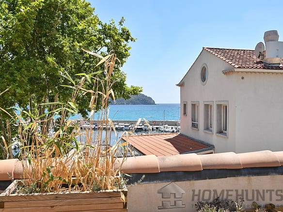 3 Bedroom Villa/House in St Cyr Sur Mer 2