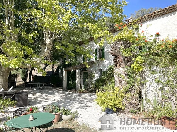 4 Bedroom Villa/House in La Garde Freinet 32