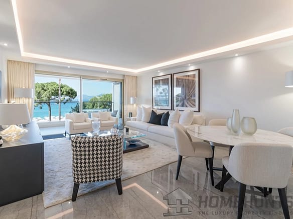 2 Bedroom Apartment in Cannes 12