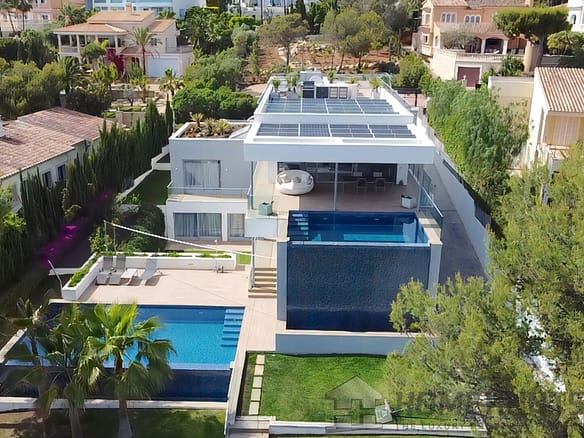 6 Bedroom Villa/House in Santa Ponsa 14