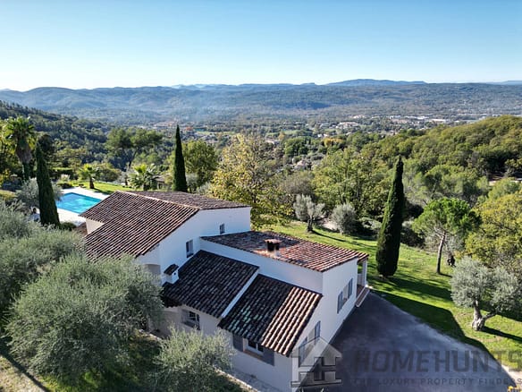 5 Bedroom Villa/House in Montauroux 24