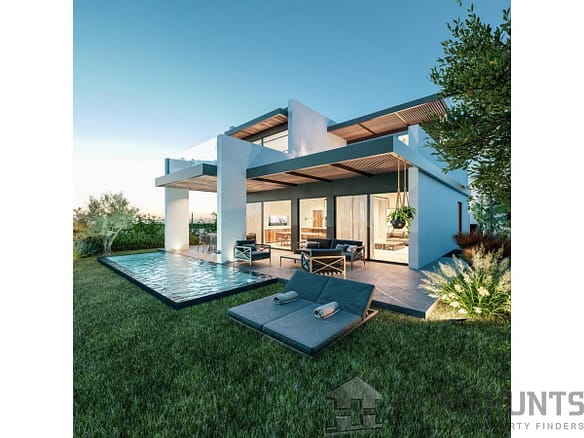 4 Bedroom Villa/House in Malaga 7