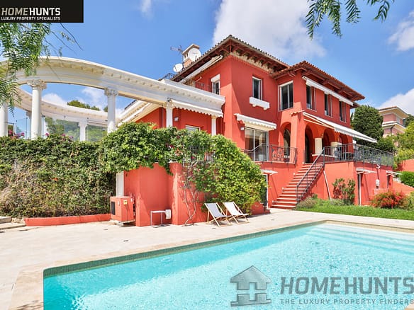 6 Bedroom Villa/House in Villefranche Sur Mer 34