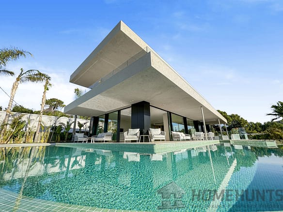 6 Bedroom Villa/House in Costa D’en Blanes 22