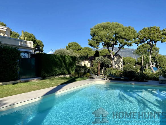 2 Bedroom Apartment in Roquebrune Cap Martin 16