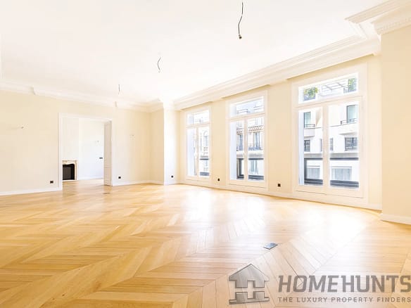 4 Bedroom Apartment in Paris 7th (Invalides, Eiffel Tower, Orsay) 28