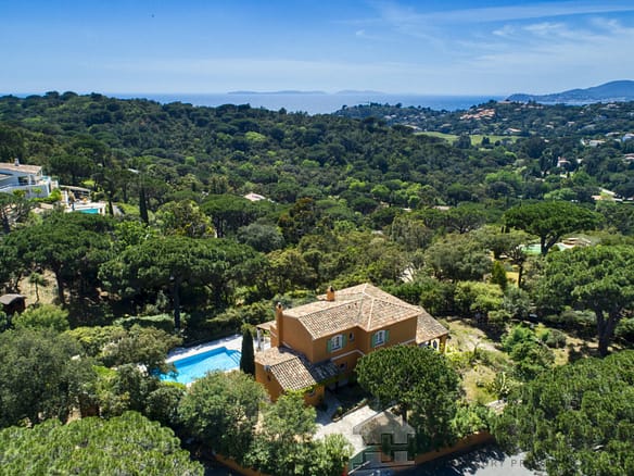 4 Bedroom Villa/House in La Croix Valmer 4