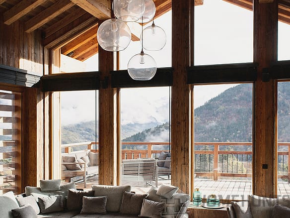 5 Bedroom Chalet in Meribel 18