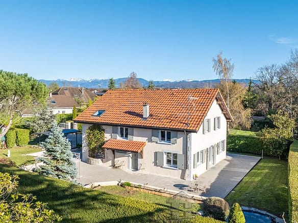 4 Bedroom Villa/House in Messery 10