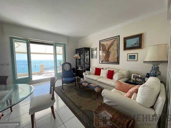 1 Bedroom Apartment in Menton 2