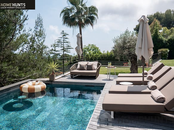 7 Bedroom Villa/House in Villefranche Sur Mer 24
