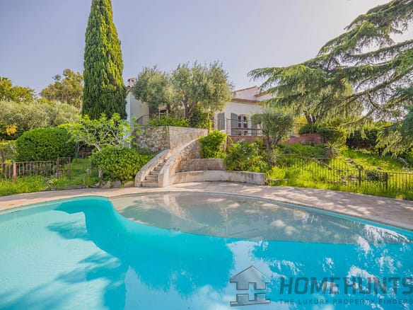 6 Bedroom Villa/House in Grimaud 18