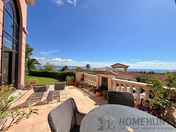 2 Bedroom Apartment in Theoule Sur Mer 28