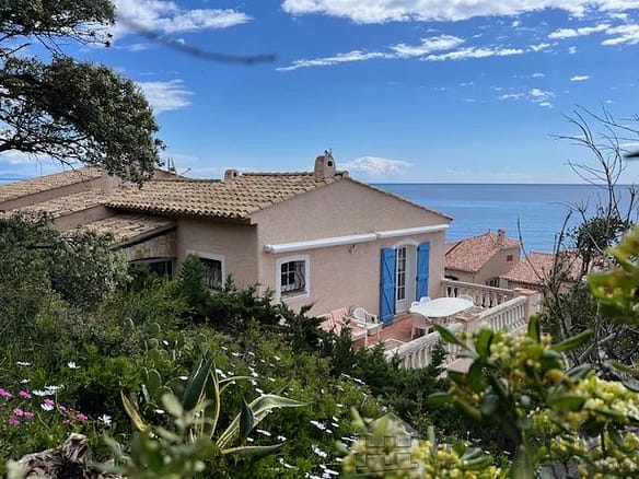 4 Bedroom Villa/House in St Raphael 34