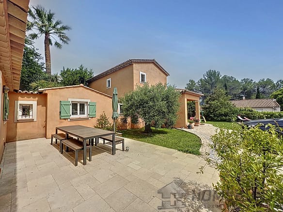 4 Bedroom Villa/House in Le Muy 3