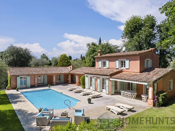 5 Bedroom Villa/House in Mougins 36