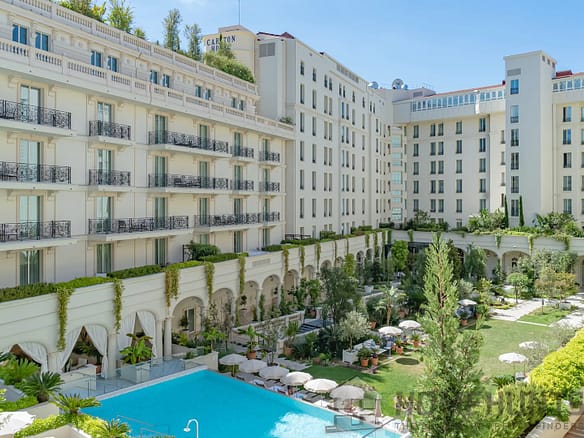 1 Bedroom Apartment in Cannes 12