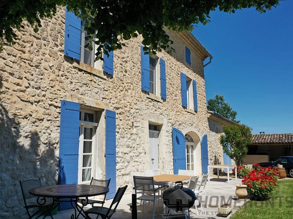 7 Bedroom Villa/House in Velleron 34