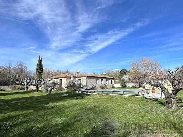 3 Bedroom Villa/House in Carpentras 32