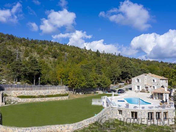 10 Bedroom Castle/Estates in Luceram 4