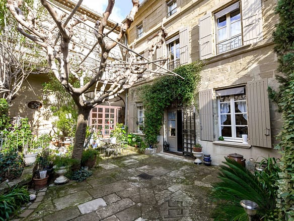 4 Bedroom Villa/House in Uzes 22