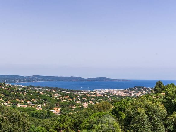 4 Bedroom Villa/House in Cavalaire Sur Mer 36