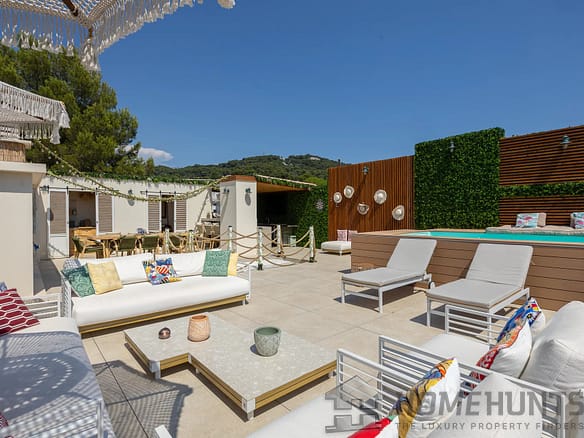 2 Bedroom Apartment in Cannes 18