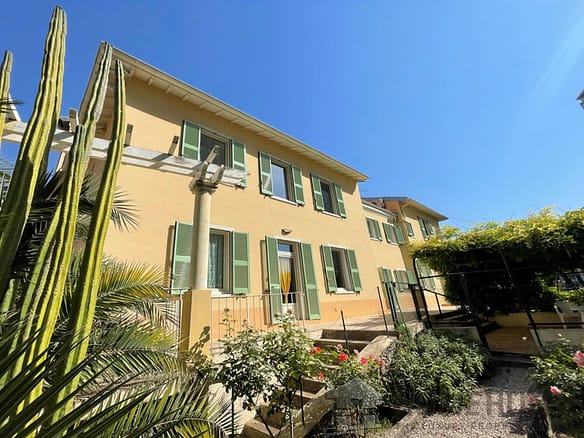 5 Bedroom Villa/House in Beausoleil 36