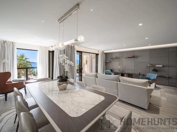 3 Bedroom Apartment in Cannes 26
