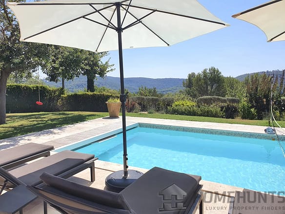 6 Bedroom Villa/House in Salernes 7