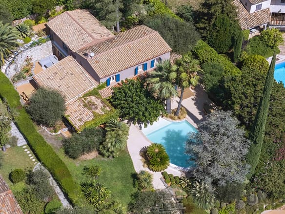 4 Bedroom Villa/House in Villefranche Sur Mer 28