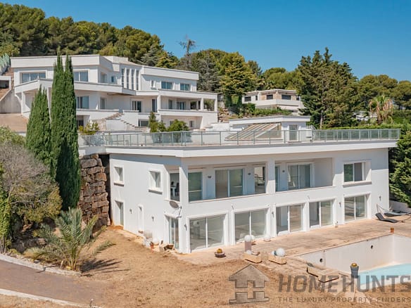 6 Bedroom Villa/House in Cannes 24