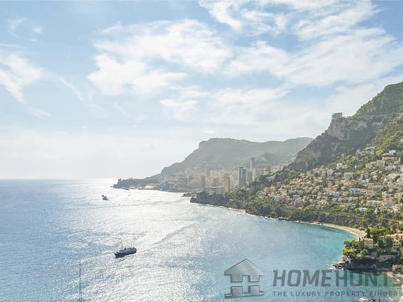4 Bedroom Villa/House in Roquebrune Cap Martin 28