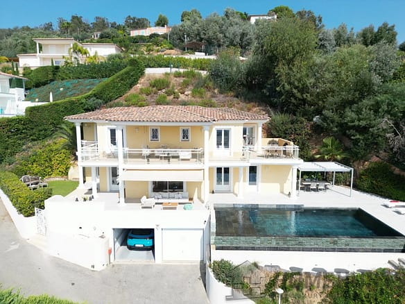 4 Bedroom Villa/House in Mandelieu La Napoule 36
