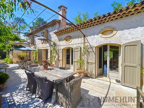 7 Bedroom Villa/House in Valbonne 12