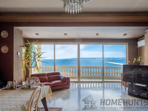 4 Bedroom Villa/House in Marseille 18