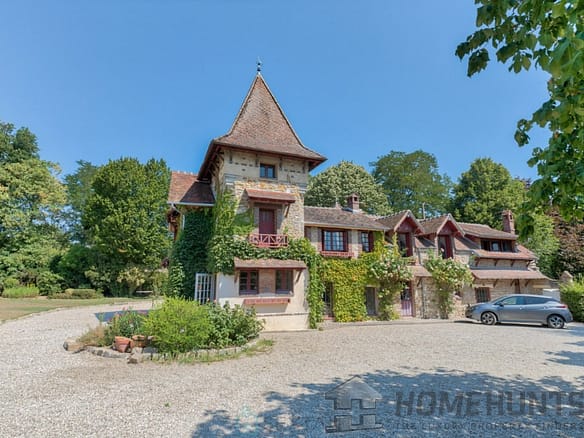 6 Bedroom Castle/Estates in Fontainebleau 24