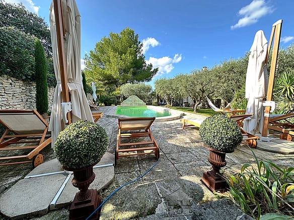4 Bedroom Castle/Estates in Cavaillon 12