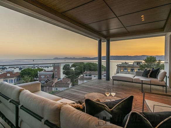 3 Bedroom Apartment in Cap D Antibes 10