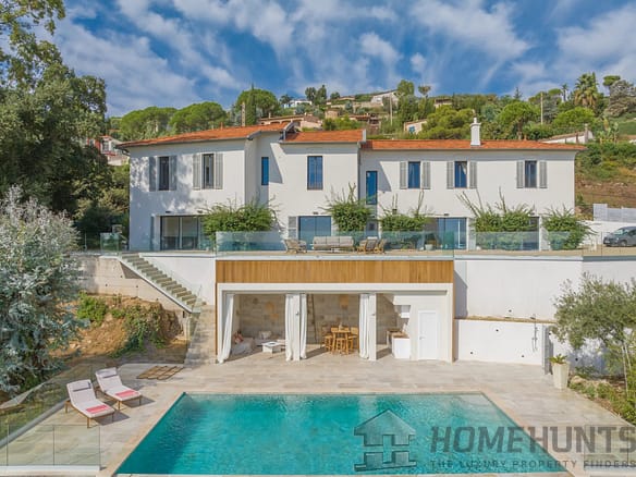 6 Bedroom Villa/House in Mandelieu La Napoule 36