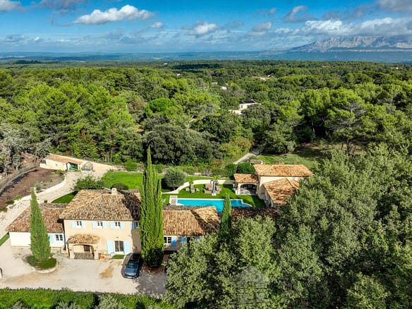7 Bedroom Villa/House in Aix En Provence 22