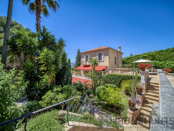 4 Bedroom Villa/House in Le Cannet 16