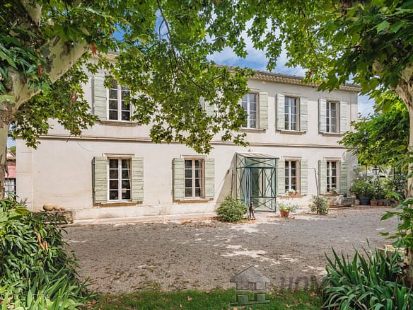 6 Bedroom Villa/House in Avignon 18