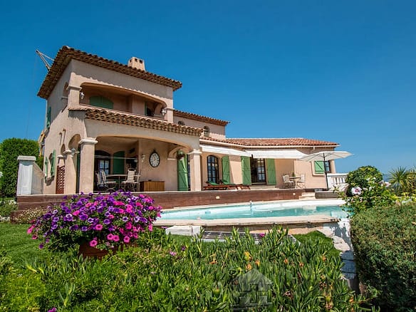3 Bedroom Villa/House in Les Adrets De L Esterel 18