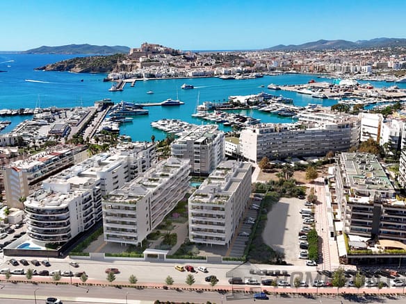 3 Bedroom Apartment in Ibiza 16
