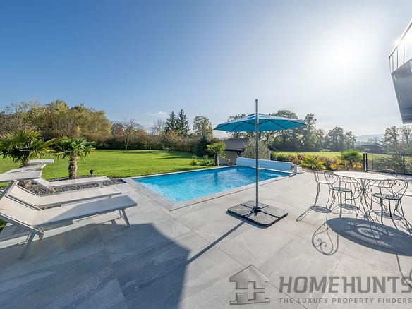 10 Bedroom Villa/House in Anthy Sur Leman 10